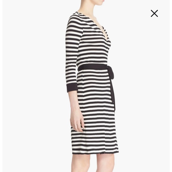 NWT DVF Diane Von Furstenberg Julian Two wrap dress black and white stri… - Picture 2 of 10